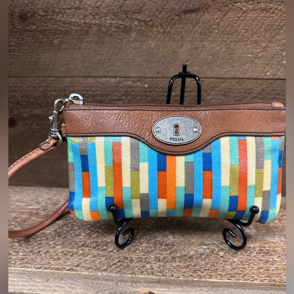 Fossil Key-Per Multicolor Canvas Leather Wristlet Clutch